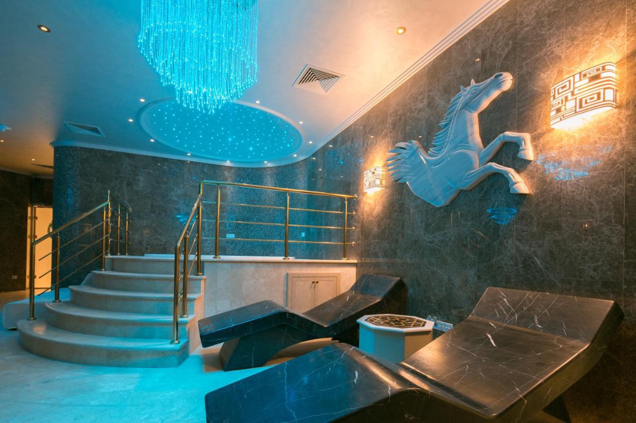Atli Hotel Ankara Exterior photo